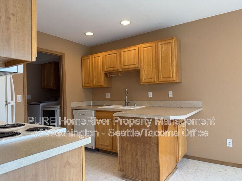 126 131st St E - Photo 2 of 22