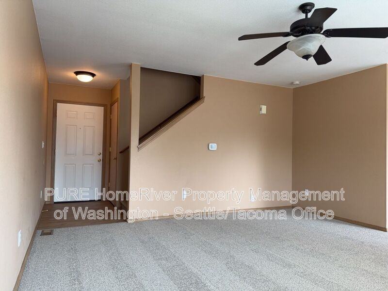 126 131st St E - Photo 5 of 22