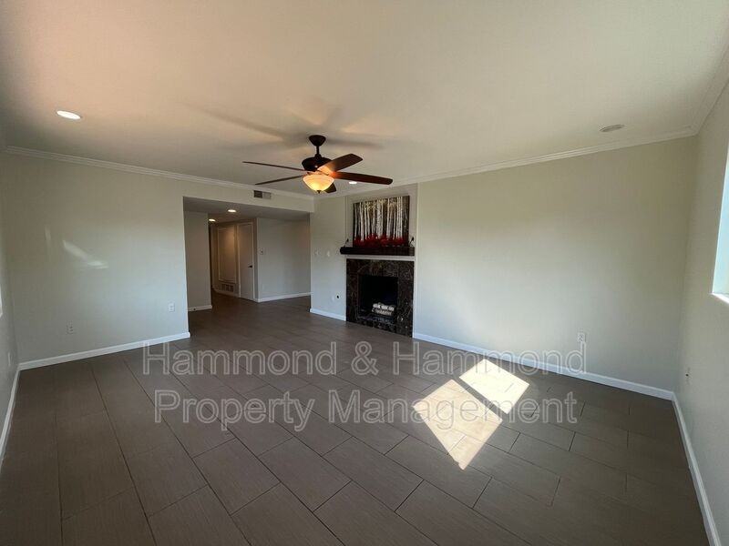 16751 San Fernando Mission Blvd - Photo 7 of 37