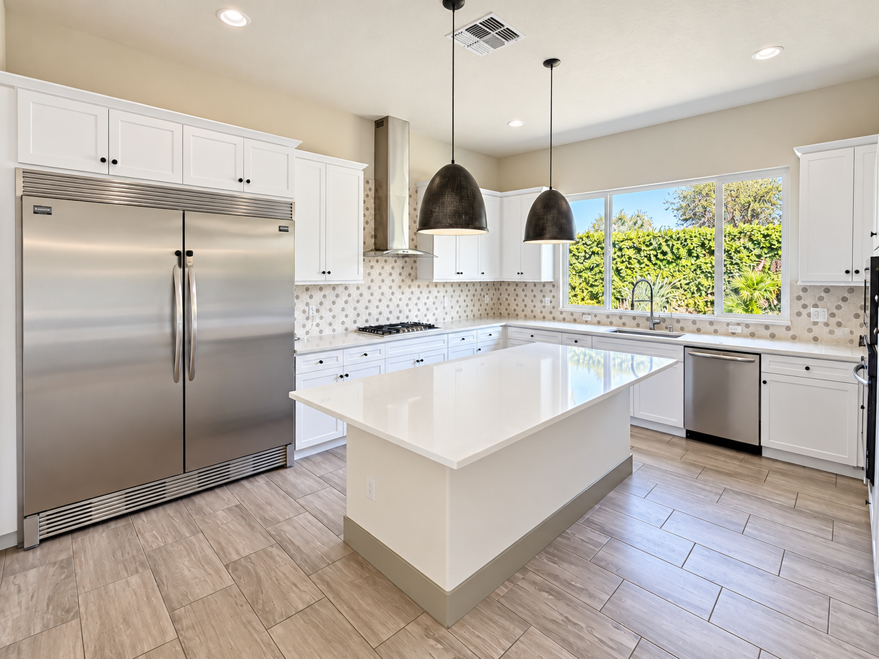 829 Sunset Dr S #NA - Photo 3 of 13