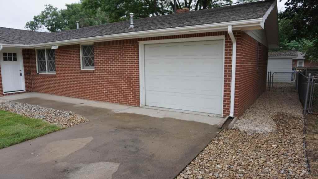 1245 Grant St #NA - Photo 2 of 15