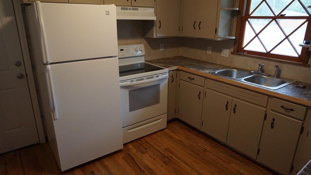1245 Grant St #NA - Photo 5 of 15