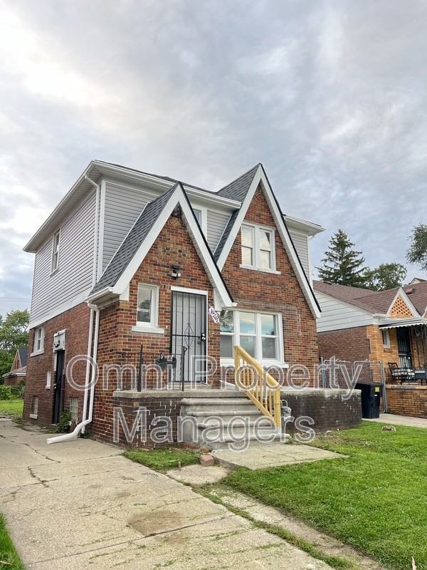 19241 Moenart St - Photo 2 of 18