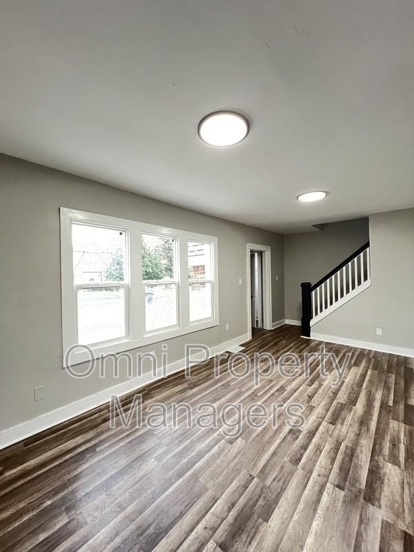 19241 Moenart St - Photo 3 of 18