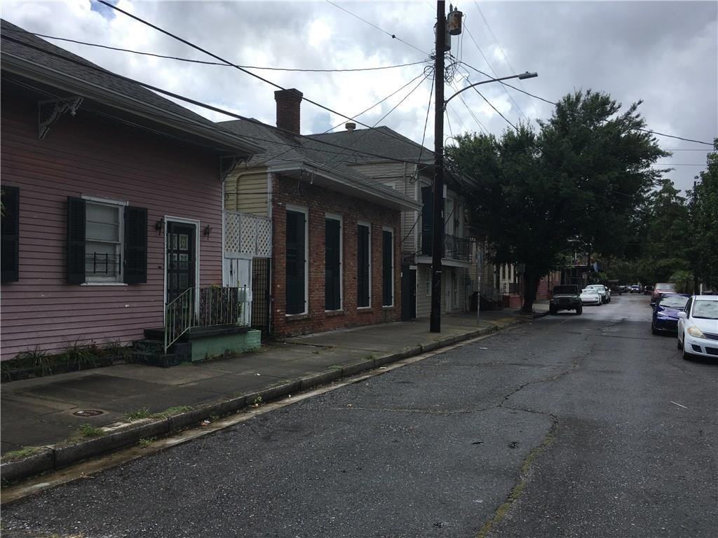 608 Kerlerec St #A - Photo 2 of 15