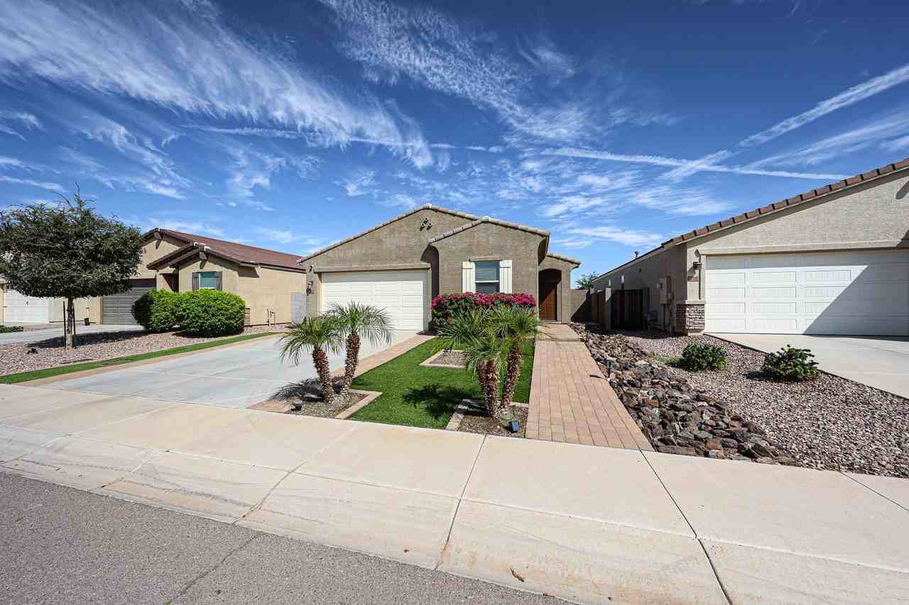 322 W Tenia Trl - Photo 2 of 47