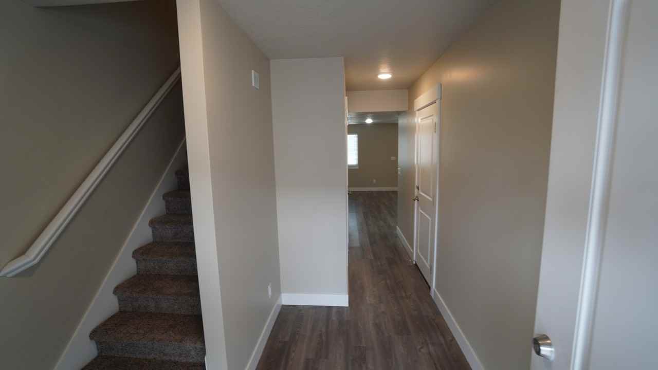 341 Nelly Ln - Photo 2 of 23