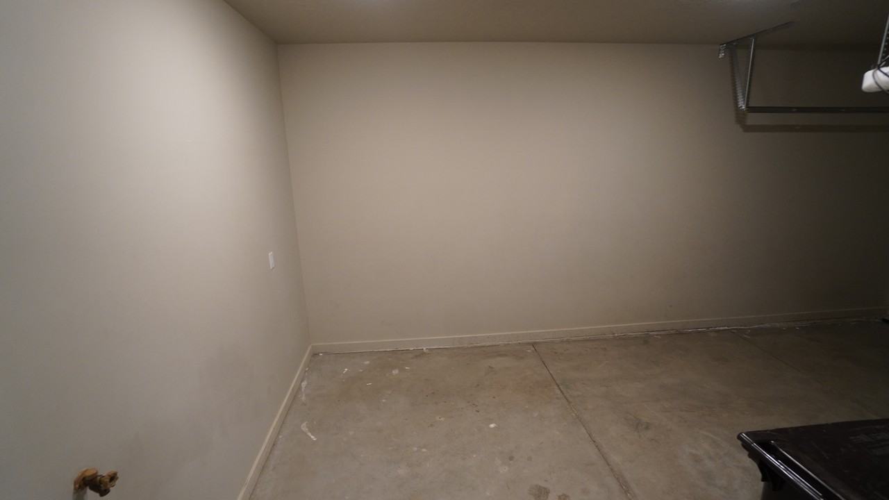 341 Nelly Ln - Photo 4 of 23
