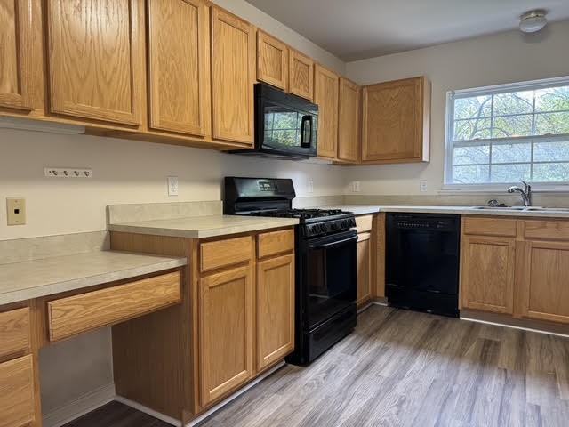 3107 Promenade Cir - Photo 4 of 33