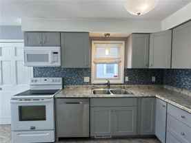 1718 3rd Ave N - Photo 1 of 1