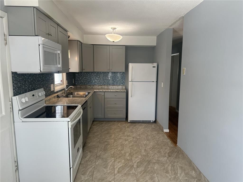 1718 3rd Ave N - Photo 4 of 17