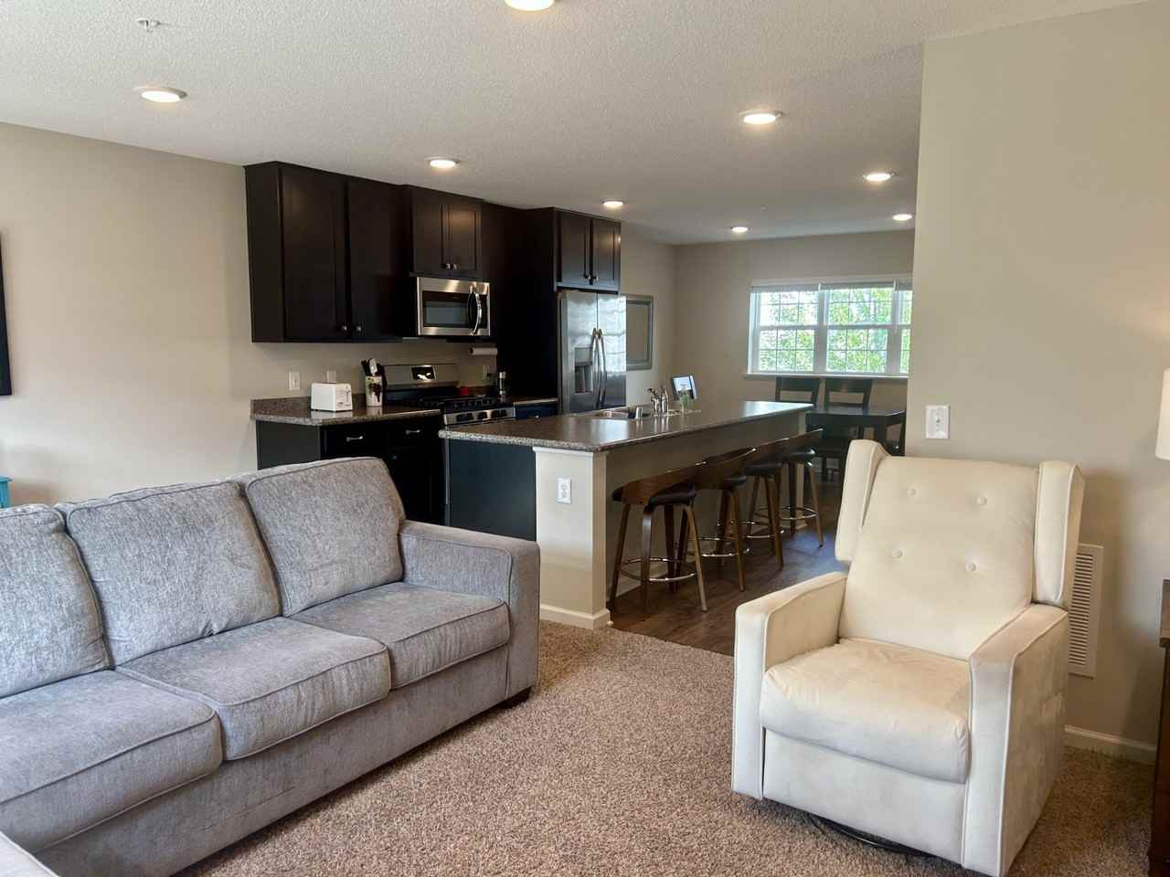 7543 Woods Edge Blvd - Photo 3 of 13