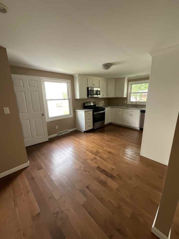 250 Burch Ave - Photo 4 of 14