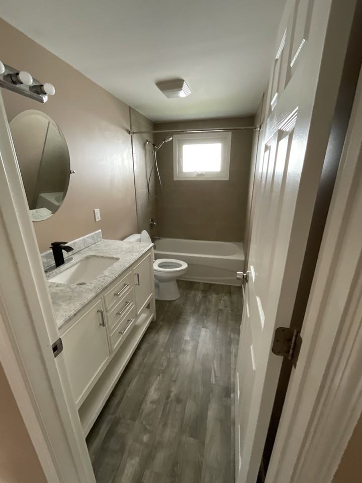 250 Burch Ave - Photo 6 of 14