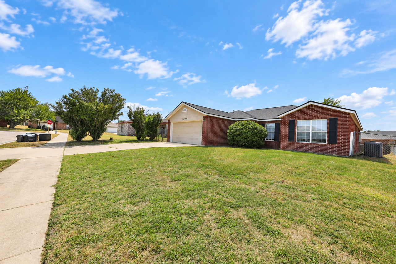 2609 Gazelle Dr - Photo 3 of 20