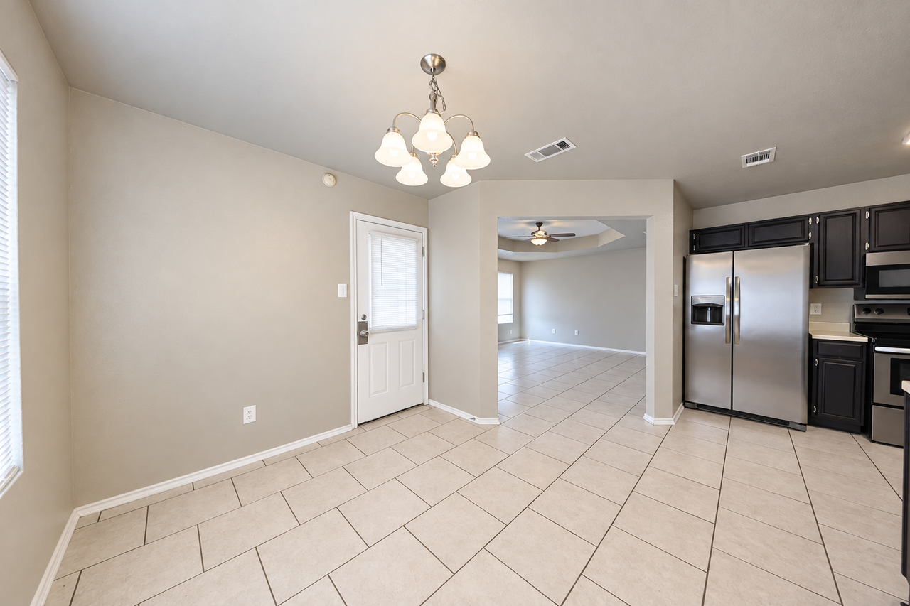 2609 Gazelle Dr - Photo 7 of 20