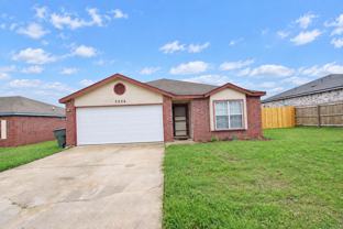 3306 Woodlake Dr - Photo 1 of 1