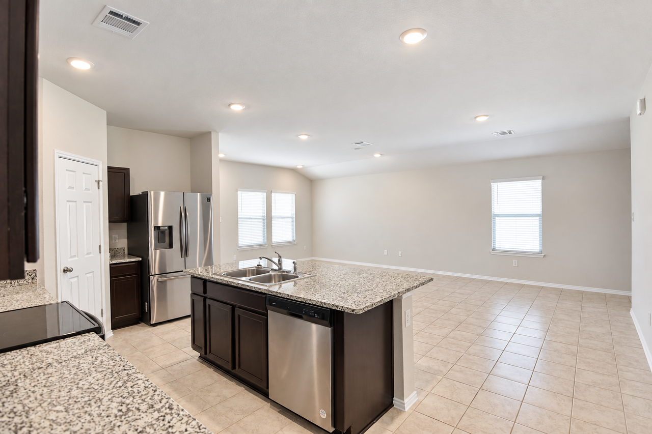 9621 Falme Ln - Photo 7 of 21