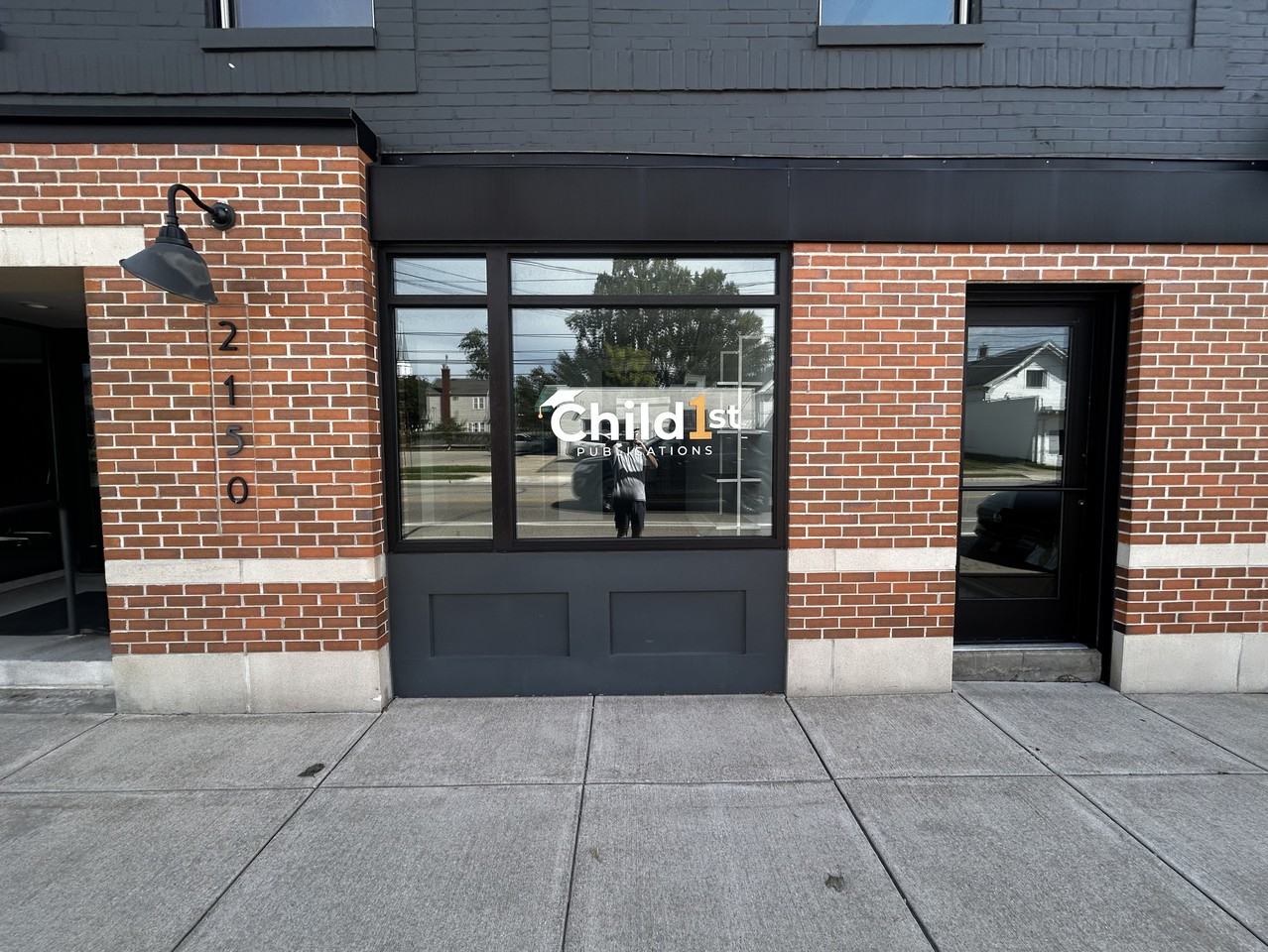 2150 Plainfield Ave Ne - Photo 2 of 21