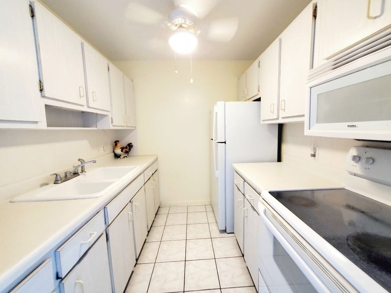 8555 112th St #106 - Photo 7 of 20