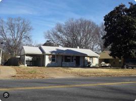 featured image of 4480 Willow Rd
