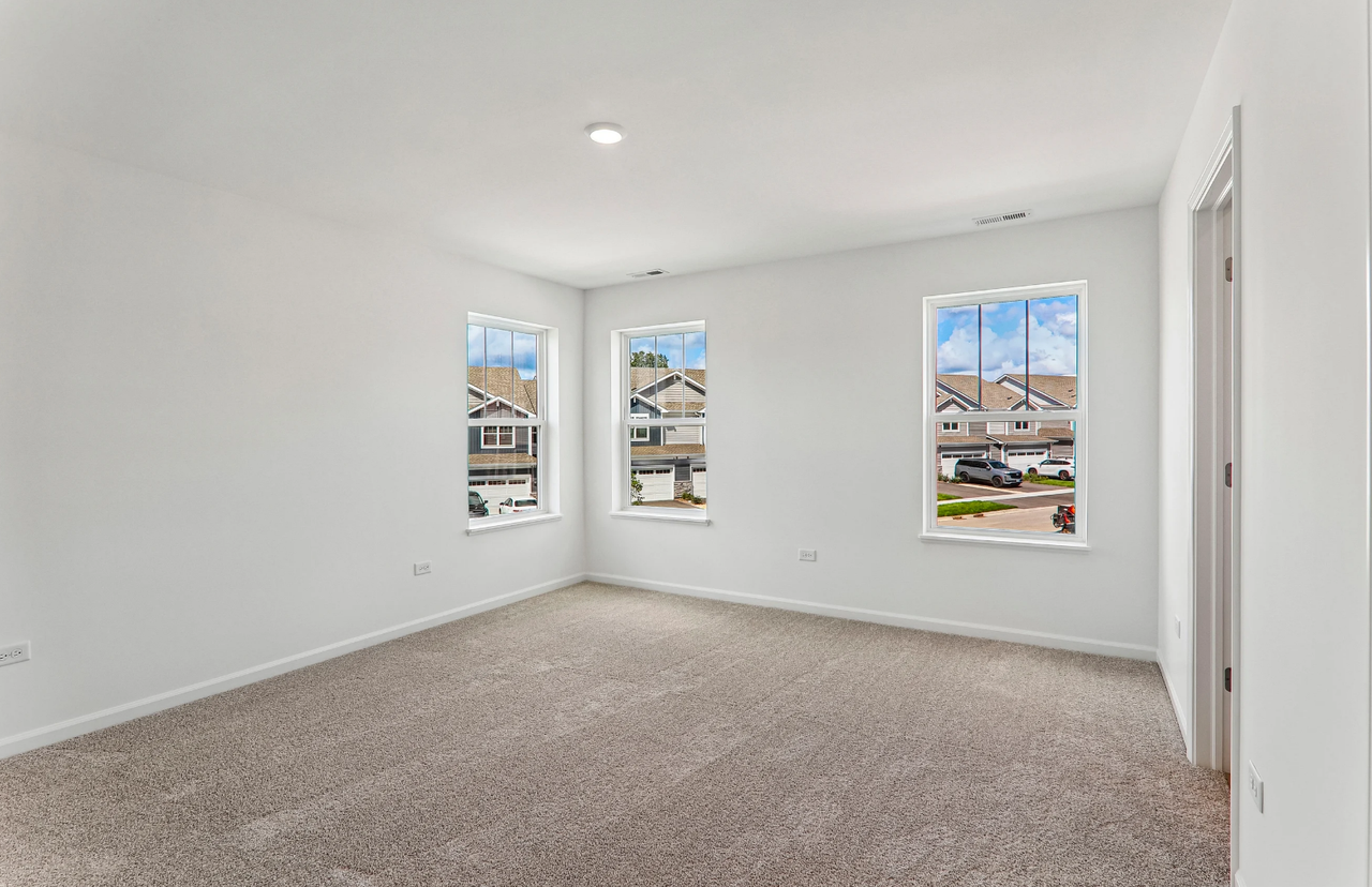 691 Cassia Ct - Photo 4 of 21