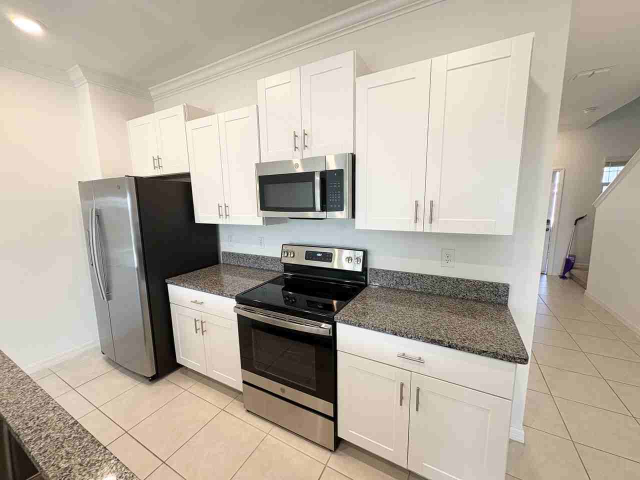 8840 Gallantree Pl - Photo 6 of 24