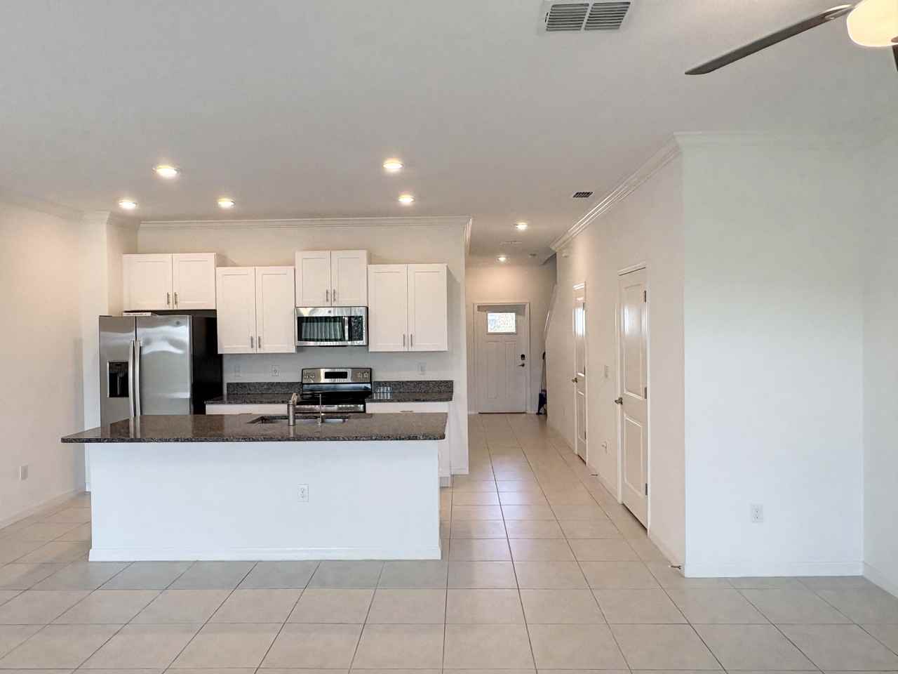 8840 Gallantree Pl - Photo 7 of 24
