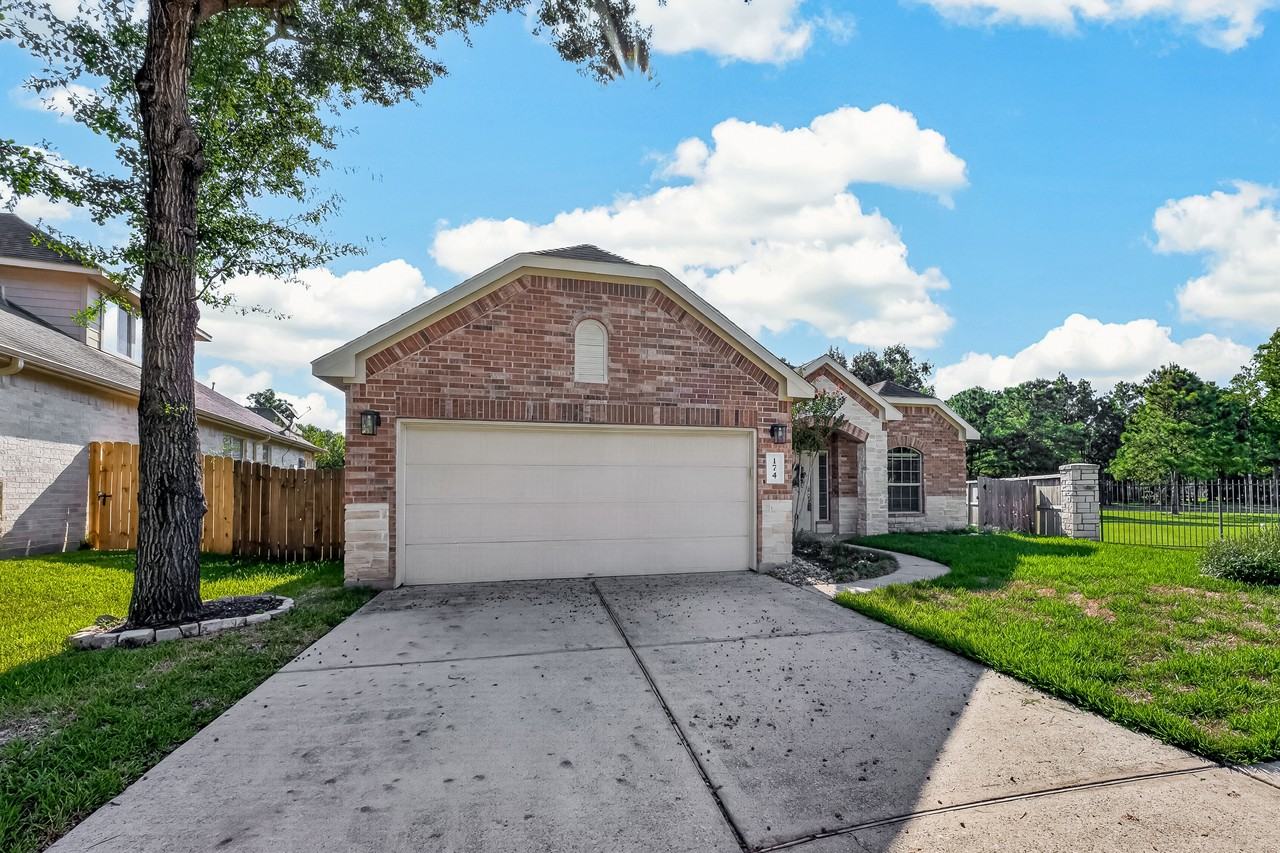174 Maple Grove Dr