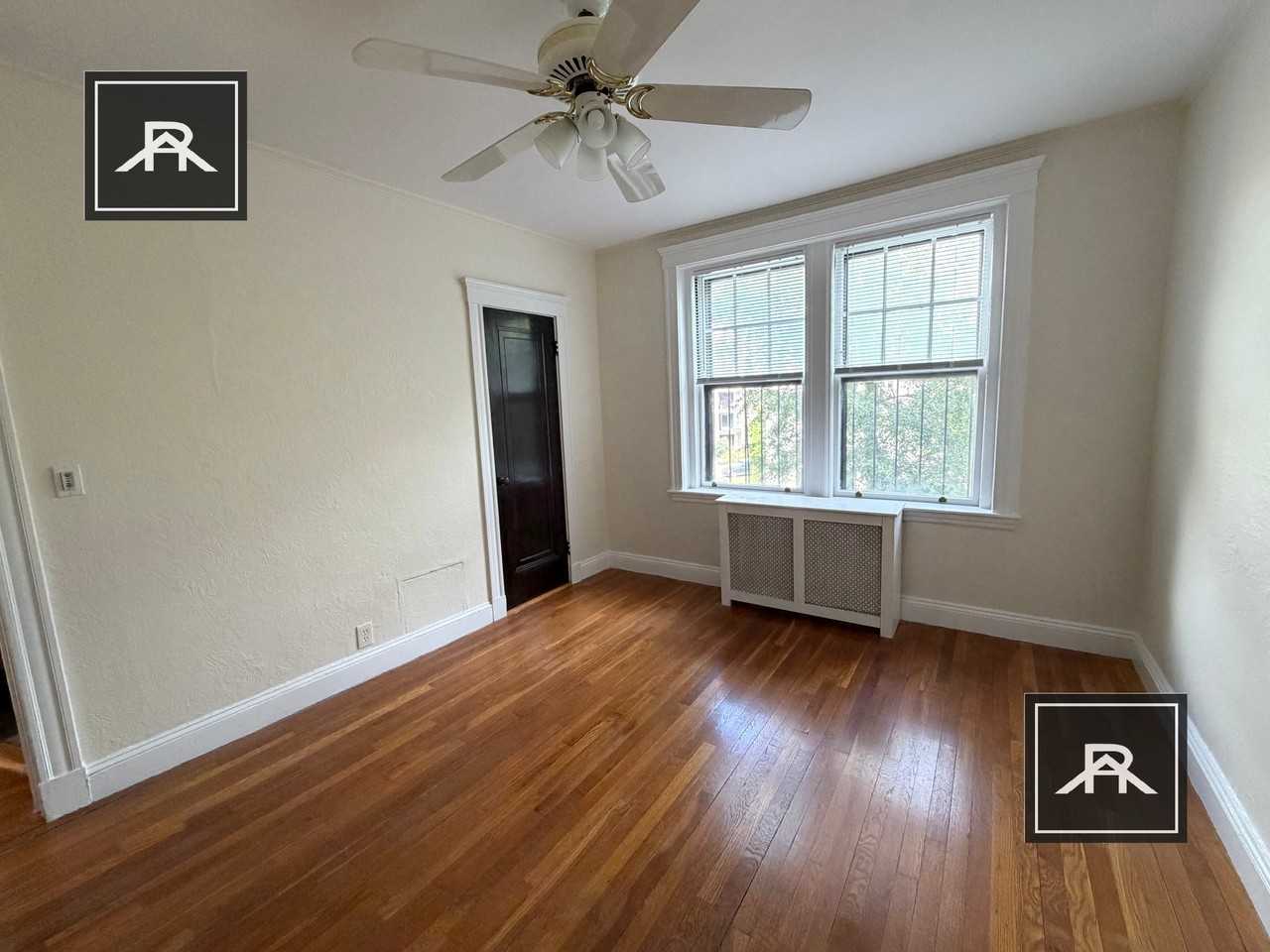 1955 Commonwealth Ave #33 - Photo 7 of 11