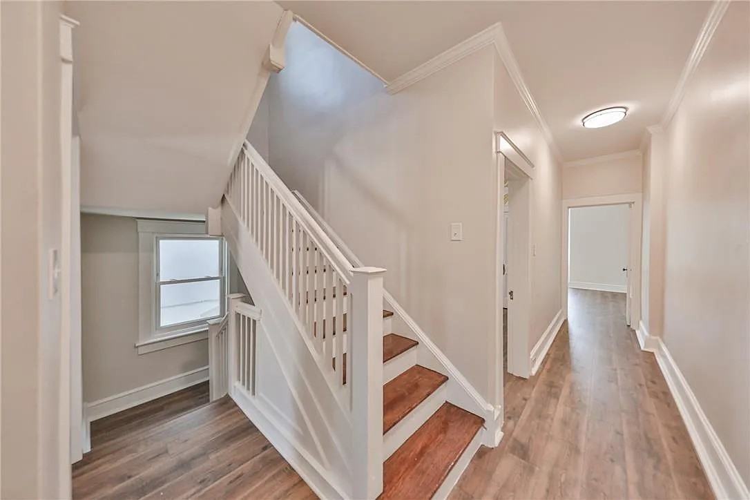 707 5th Ave - Photo 7 of 20