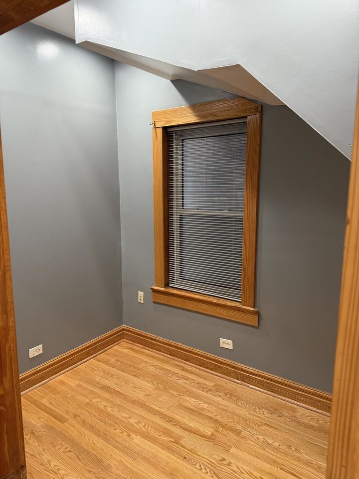 2707 W Thomas St #1stFL - Photo 4 of 28