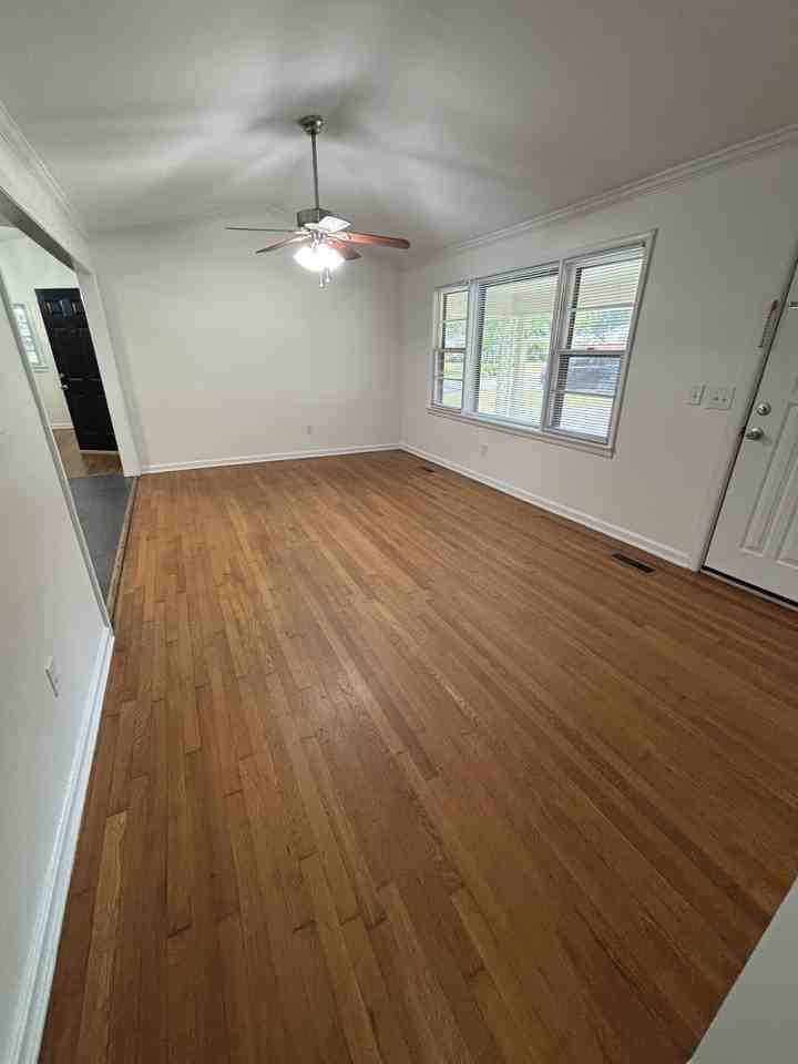 1417 9th St Se #NA - Photo 3 of 14