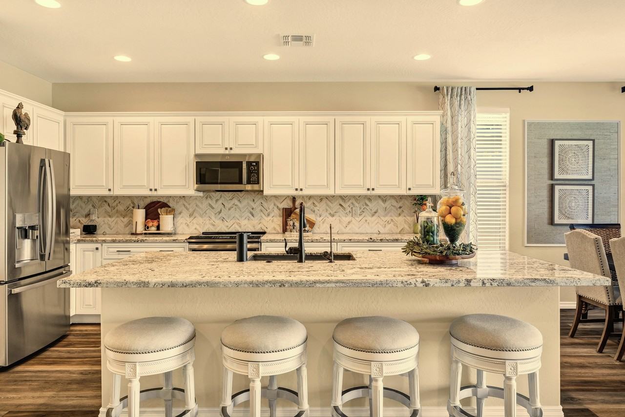 446 E Las Puertas Ln #NA - Photo 6 of 19