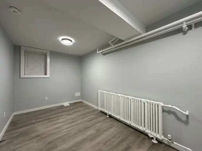 648 Bethune St - Photo 7 of 14