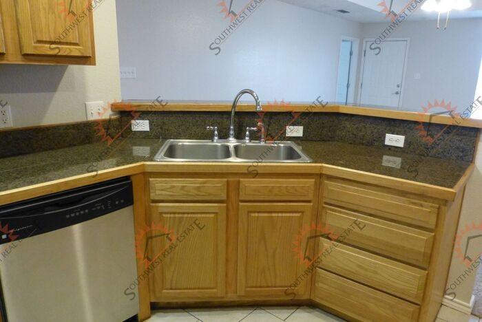 901 Stanton Pl #A - Photo 5 of 16