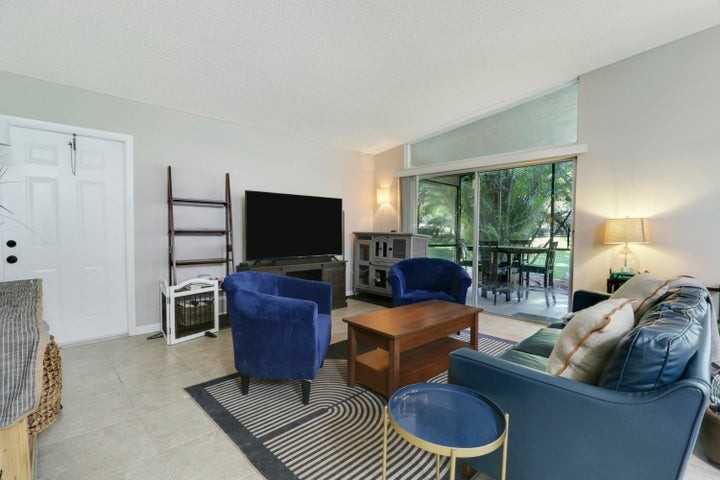 22274 Misty Woods Way - Photo 4 of 8