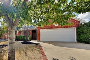 12901 Farmington Dr - Photo 1 of 1