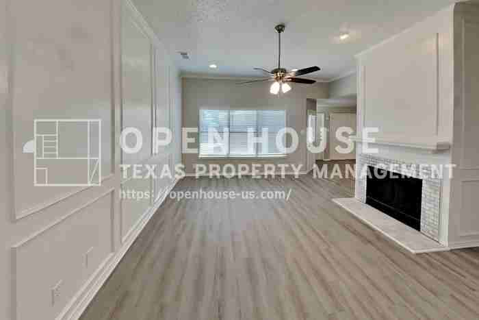 1518 Palisades Dr - Photo 5 of 18