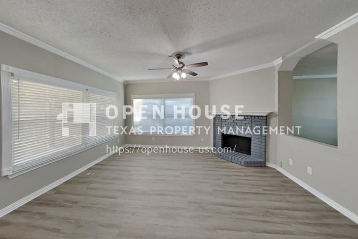 2308 Foothill Rd - Photo 5 of 20