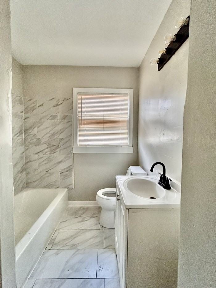 1323 Brower St - Photo 6 of 7