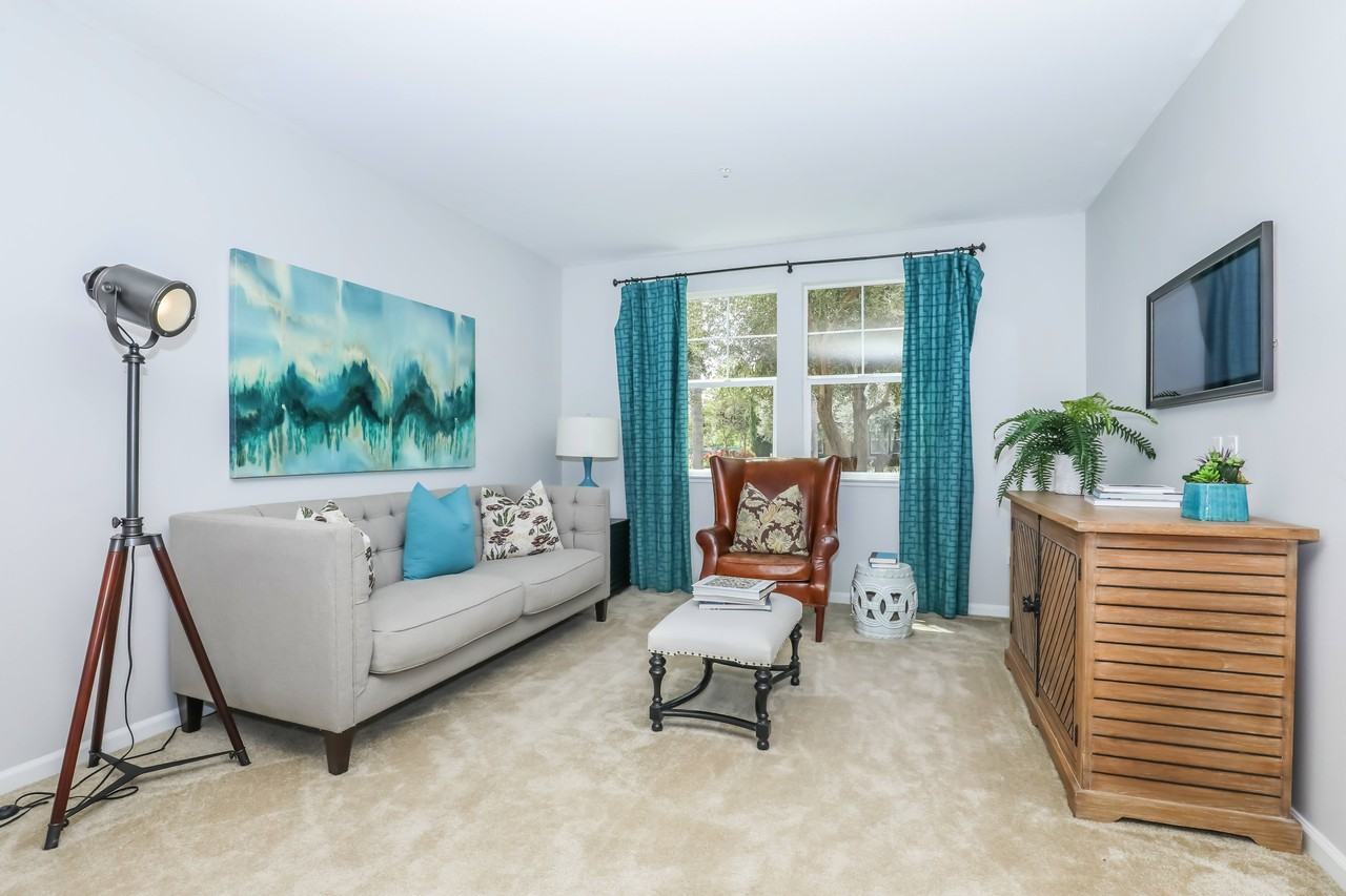 Artisan at East Village Apartments - Photo 4 of 25