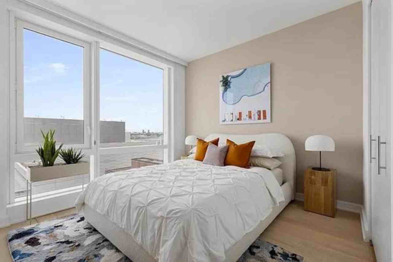 W 38th St #504 - Photo 5 of 9