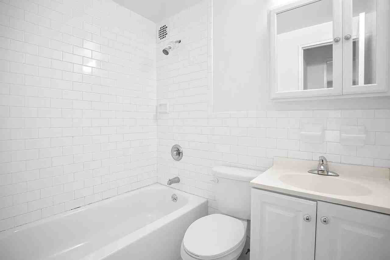 Gold St #301 - Photo 6 of 6