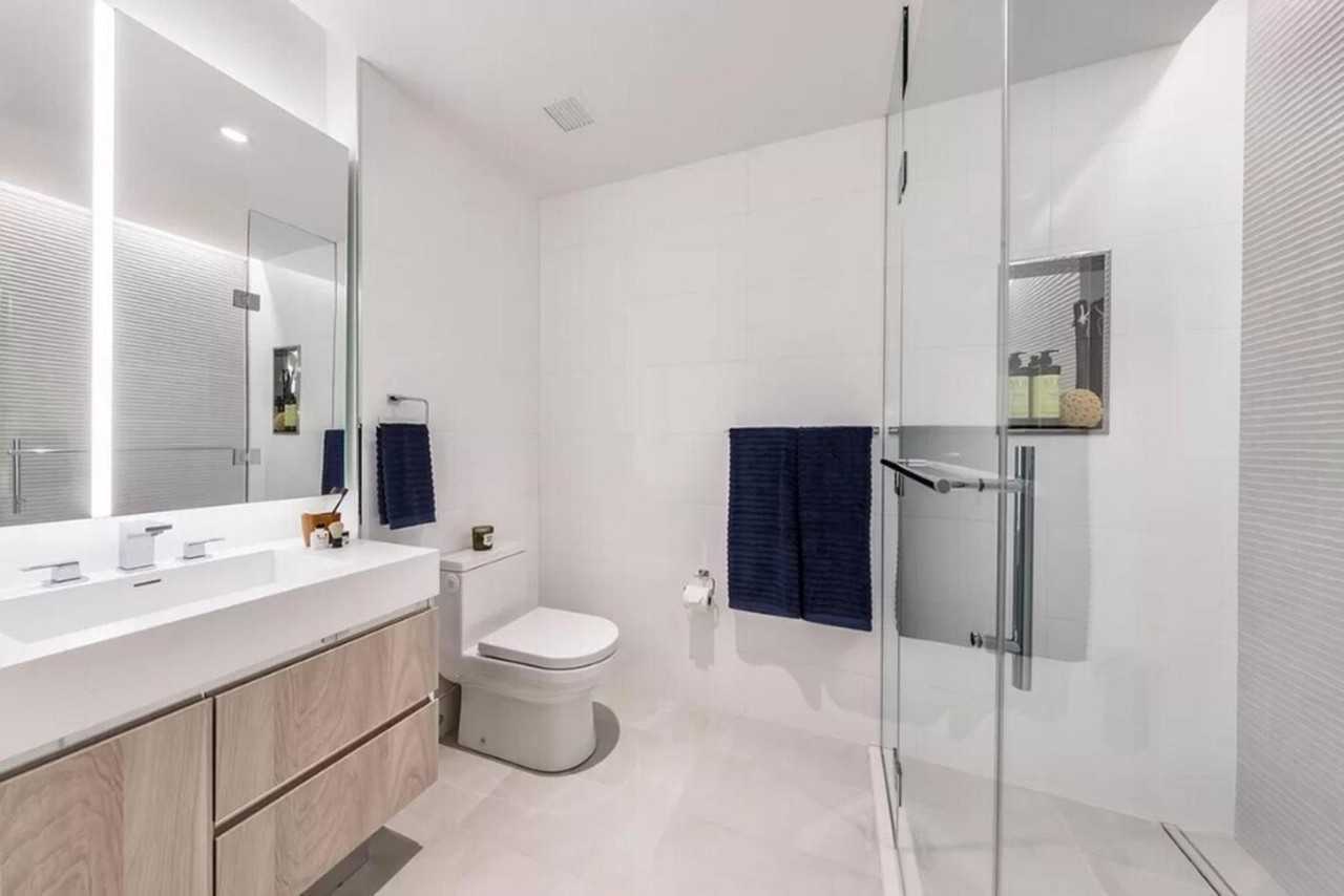 W 42nd St #6-13 - Photo 6 of 6