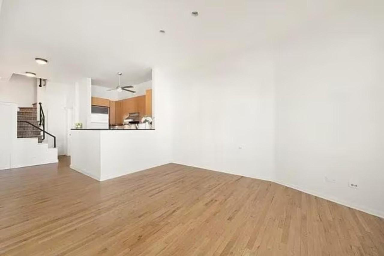 Nassau St #14A - Photo 3 of 5