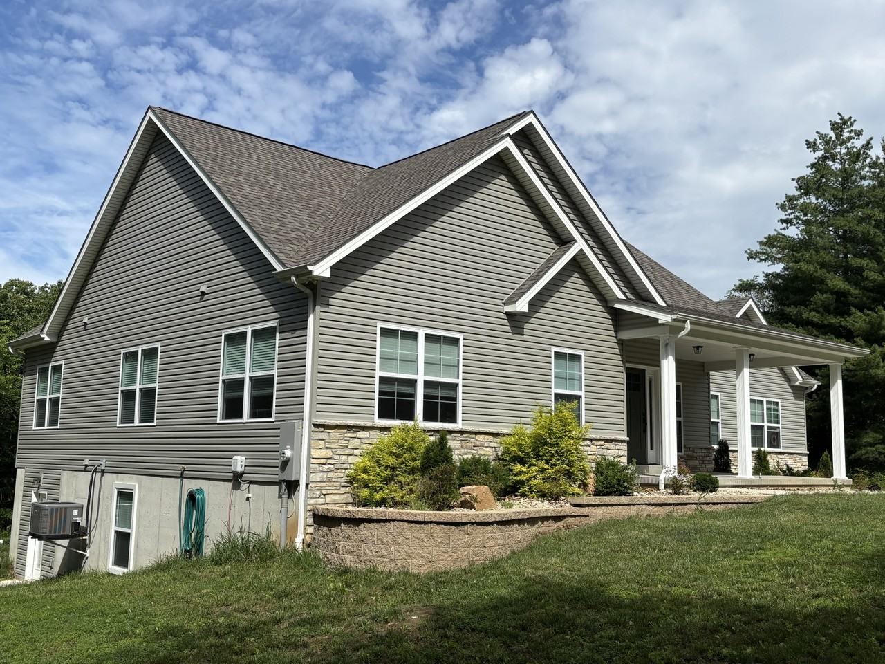 12675 Victoria Heights Road - Photo 2 of 35
