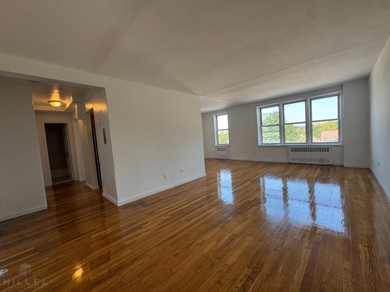 Parsons Blvd #4E - Photo 3 of 8