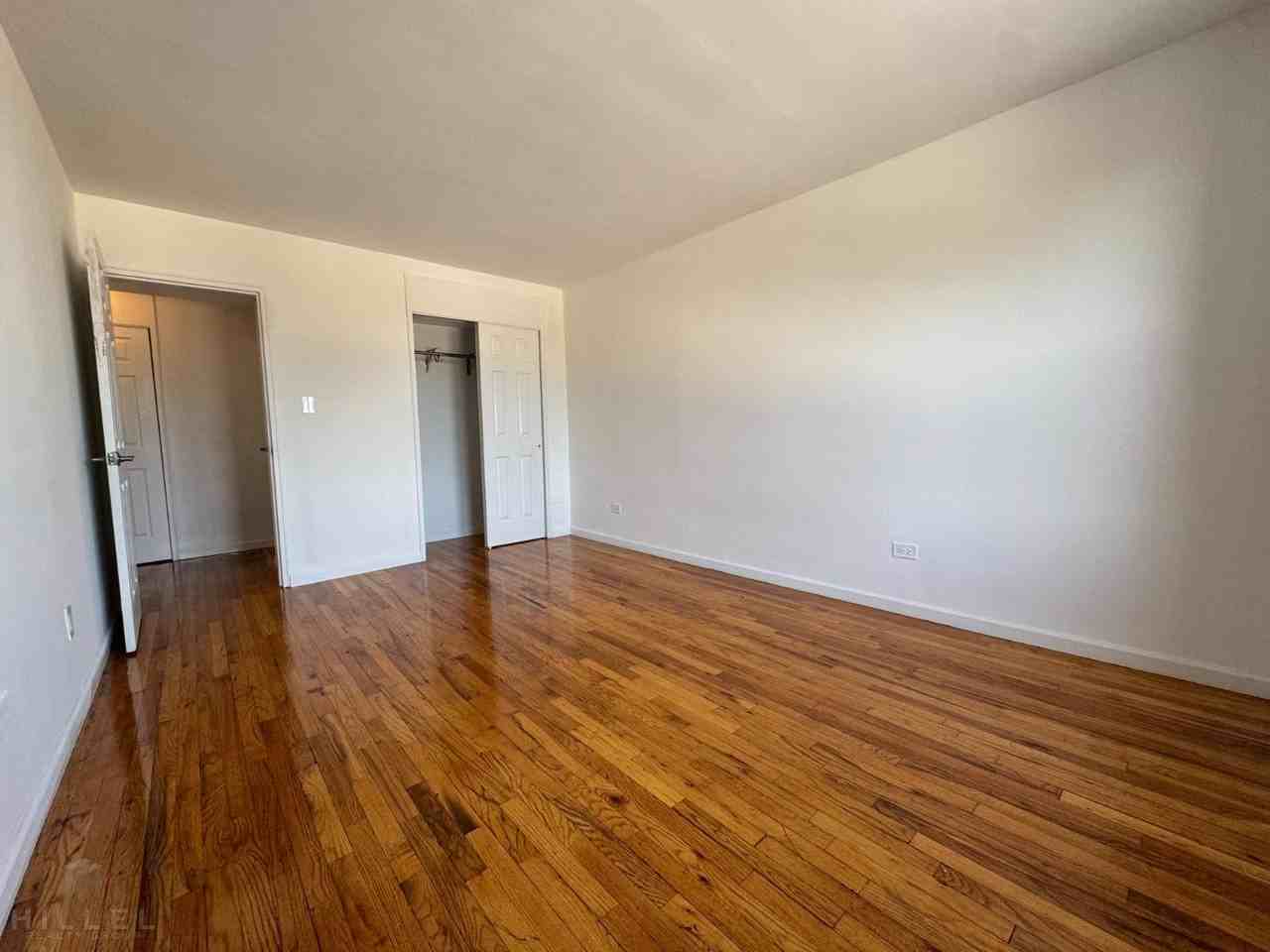 Parsons Blvd #4E - Photo 6 of 8