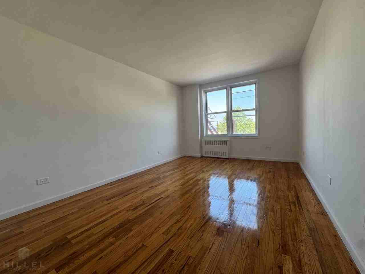 Parsons Blvd #4E - Photo 7 of 8